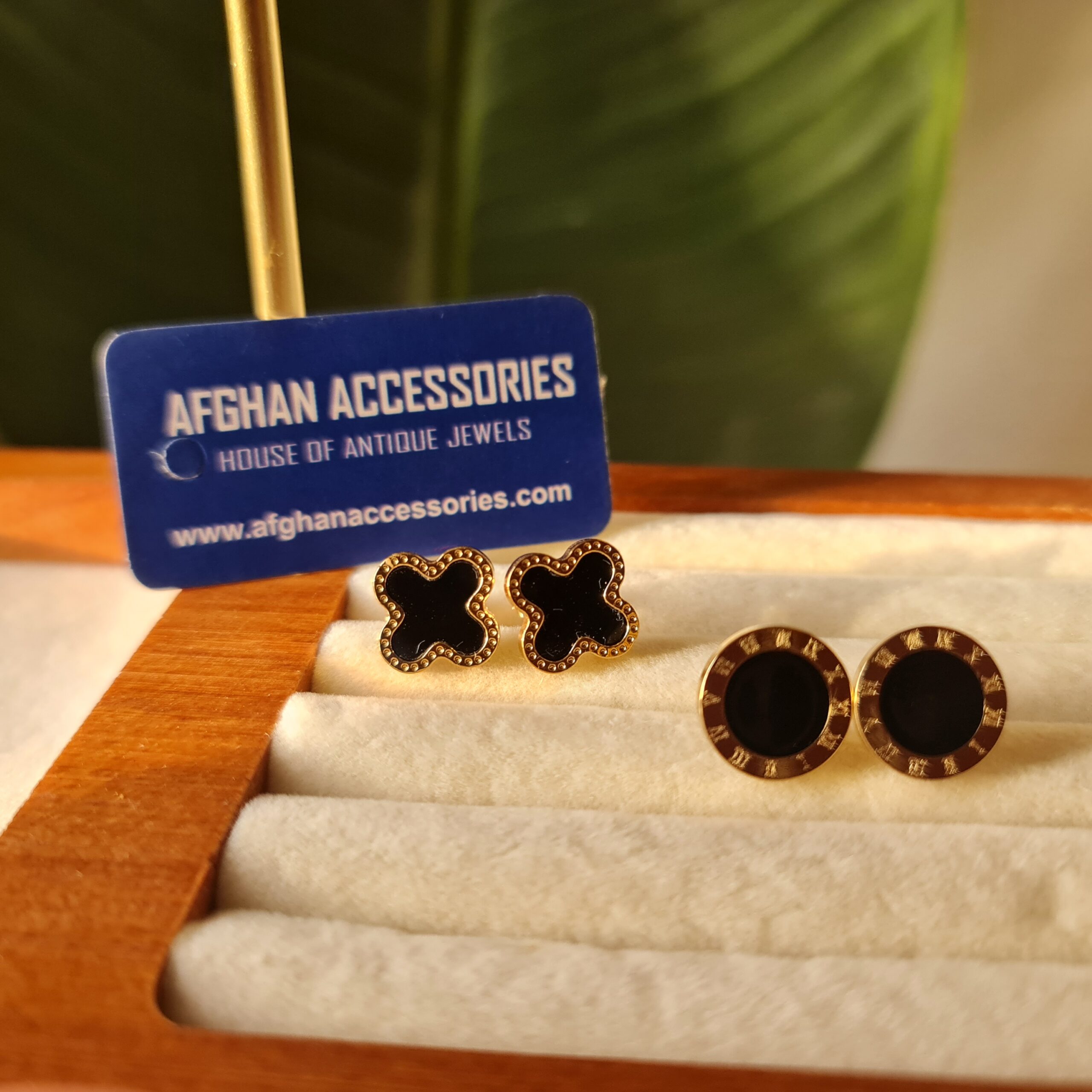 20250904_175556 Premium Quality Stainless Steel Stud Earrings with Sleek Design