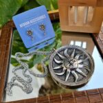 antique jewellery