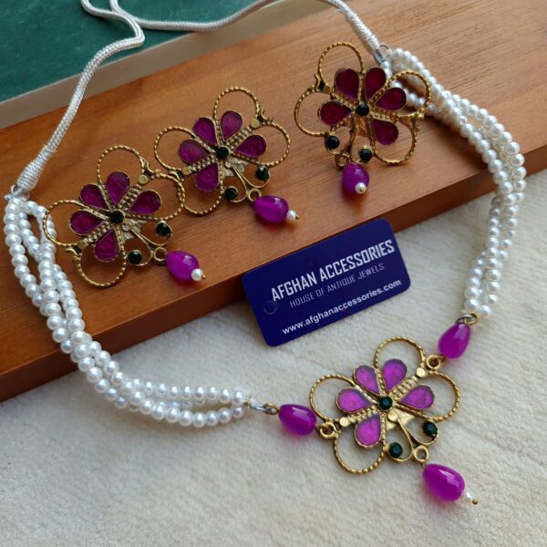 Vintage Gulabi choker set