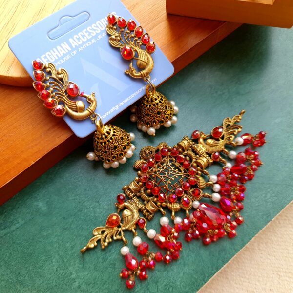 Antique red peacock chokar set