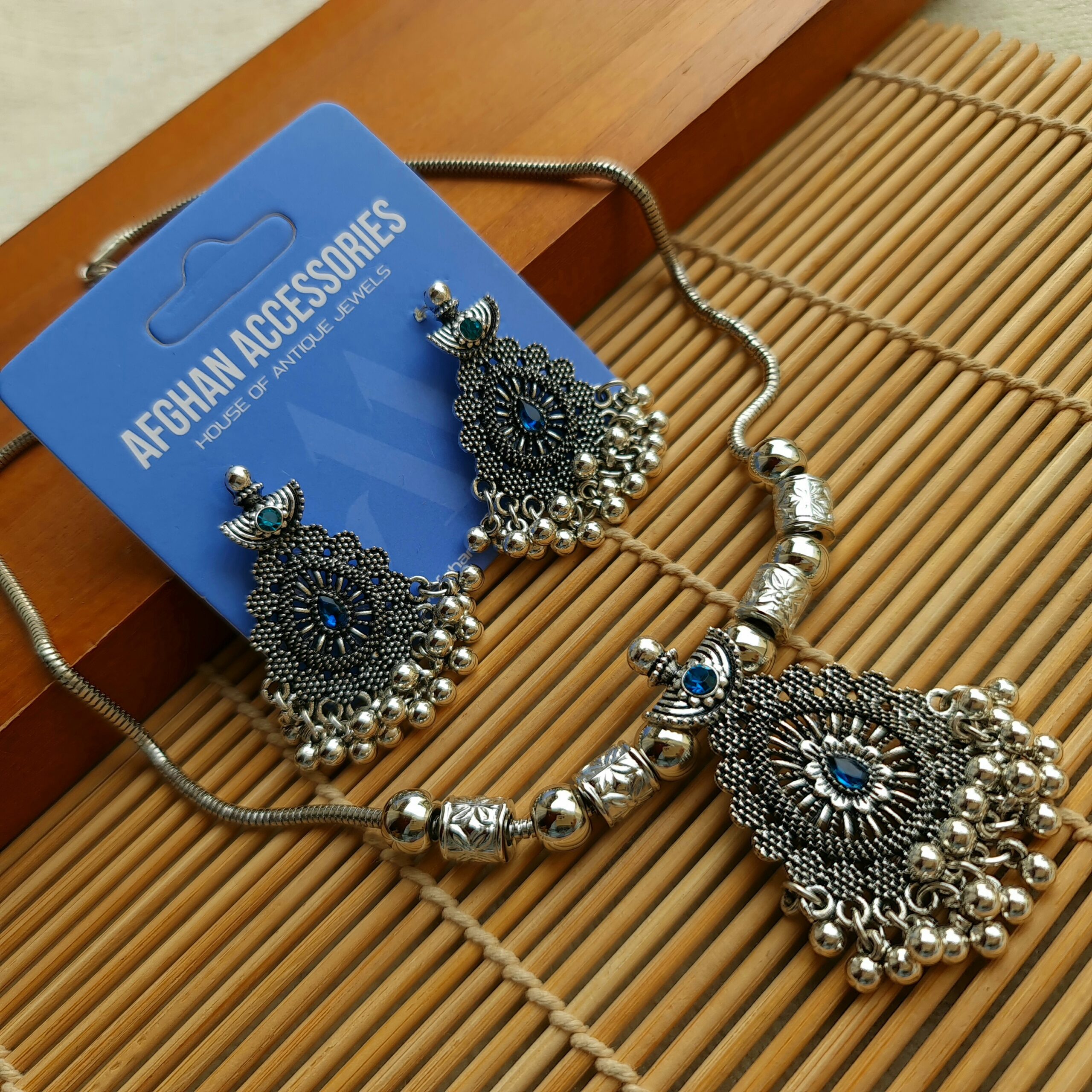 RemasterDirector_1a5c03258 Antique oxidized jewellery set