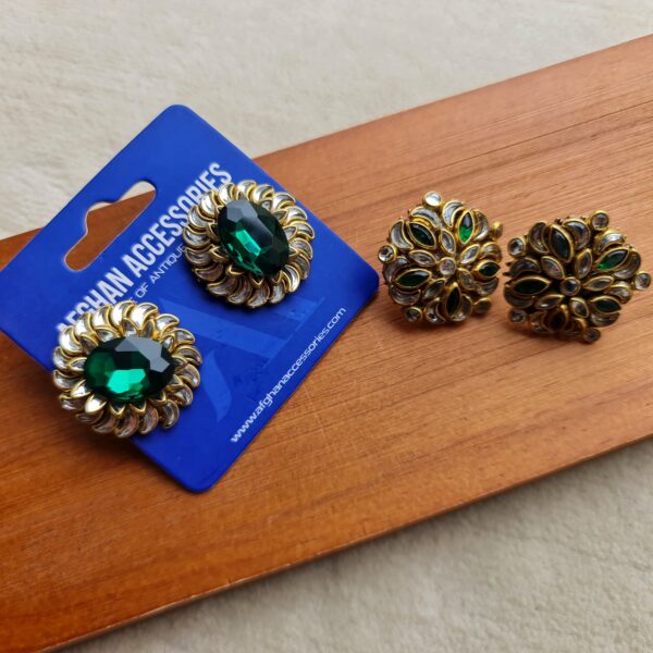 Azadi Khudan studs