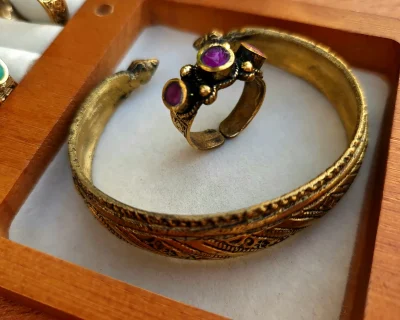 House of Antique Jewels